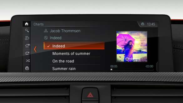 BMW 4 Series Convertible Apple CarPlay® preparation BMW 4 Series Convertible Apple CarPlay® preparation