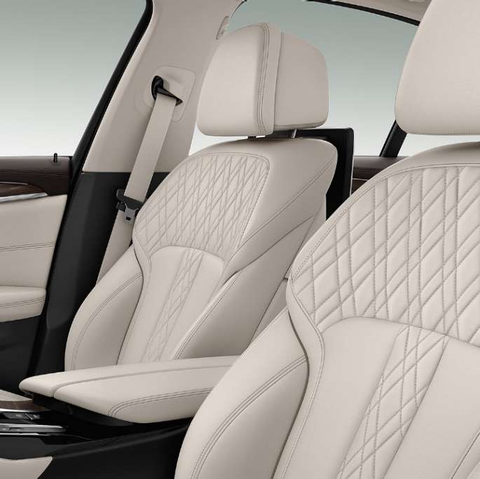Luxury Line upholstery BMW 5 Series Sedan Luxury Line BMW 5 Series Sedan 540d Sedan G30 Imperial Blue Brilliant Effect metallic upholstery