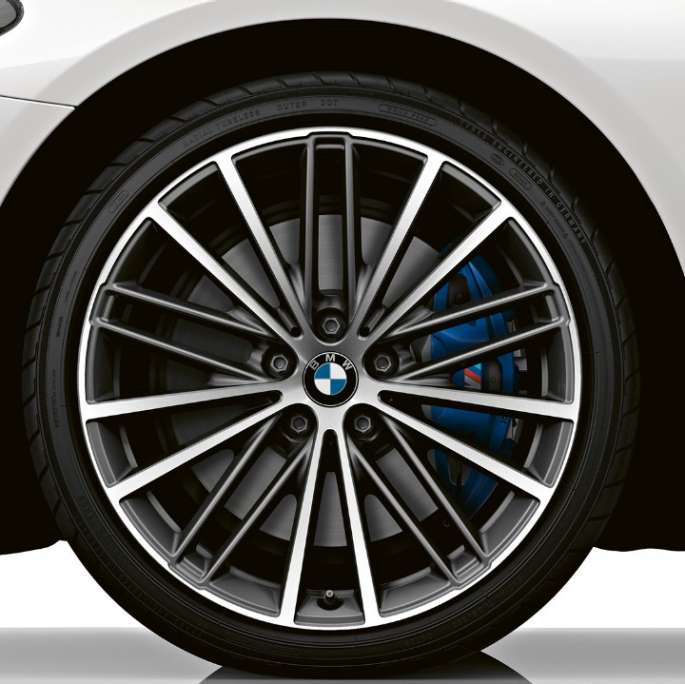 Sport Line wheels BMW 5 Series Sedan Sport Line BMW 5 Series Sedan 540i Sedan G30 Alpine White metallic wheels