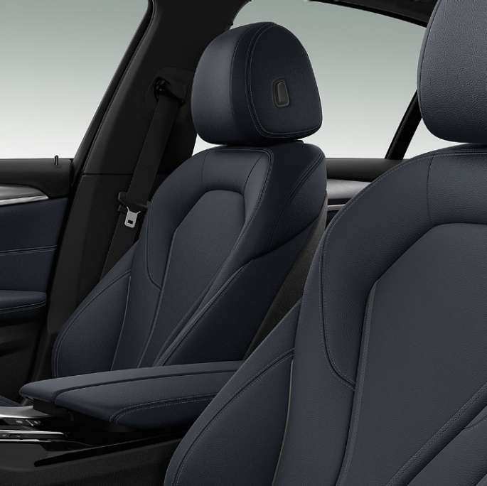 Sport Line upholstery BMW 5 Series Sedan Sport Line BMW 5 Series Sedan 540i Sedan G30 Alpine White metallic upholstery