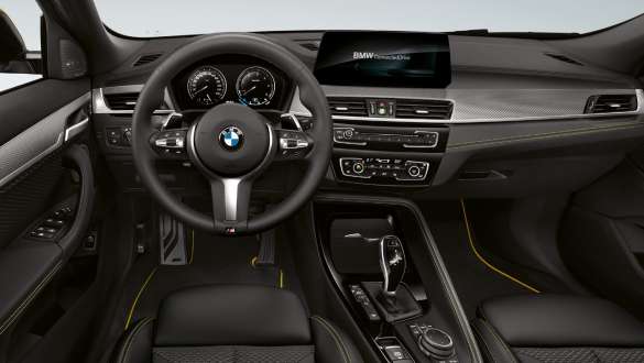 Cockpit BMW X2 F39 Cockpit Active cruise control with Stop&Go function BMW X2 2018 F39 interior
