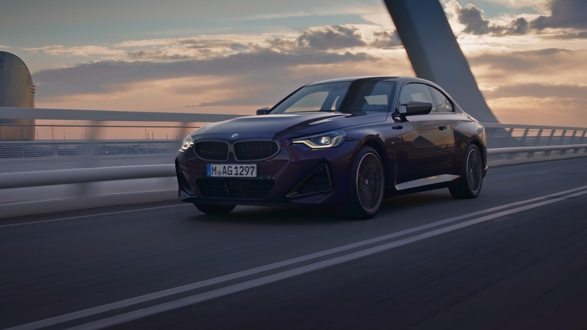 BMW 2 Series Coupé G42 2021 driving dynamics in the video BMW 2 Series Coupé G42 2021 driving dynamics in the video