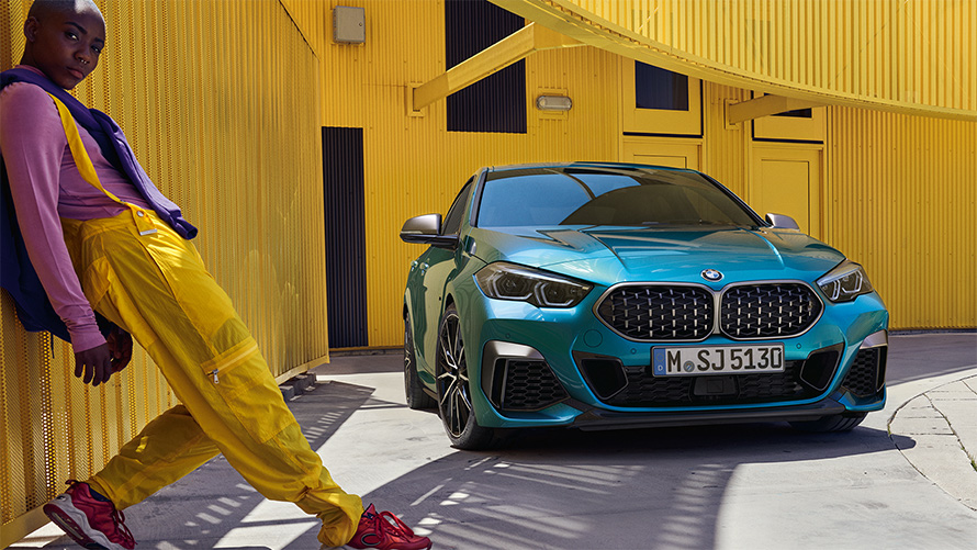 BMW 2 Series Gran Coupé F44 with double kidney in mesh design Snapper Rocks Blue metallic three-quarter front view