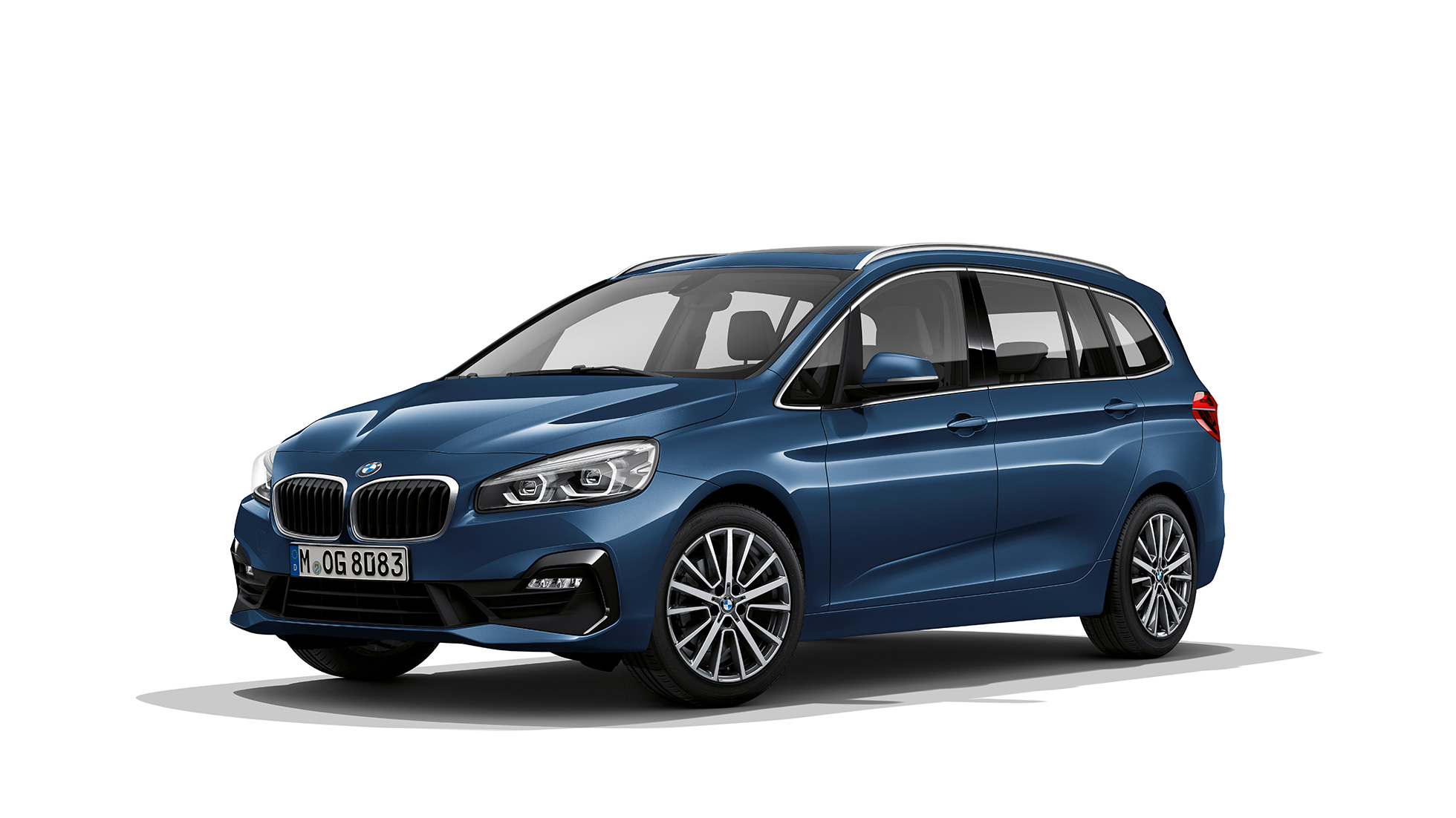 Three-quarter front view BMW 2 Series Gran Tourer BMW 2 Series Gran Tourer 218i F46 2018 Mediterranean Blue metallic three-quarter front view