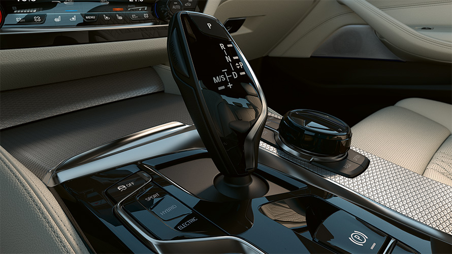 Control elements in high-gloss Black BMW 5 Series Sedan G30 Facelift 2020 interior