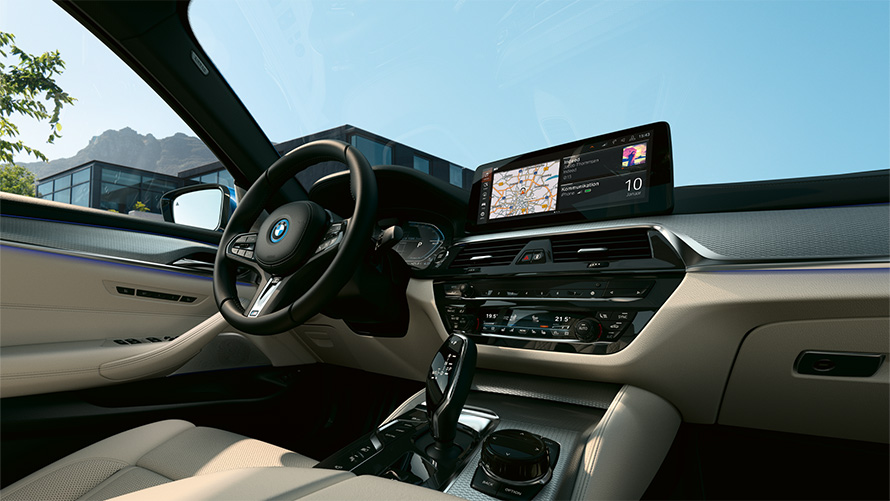 Interior BMW 5 Series Sedan G30 BMW 5 Series Sedan G30 Facelift 2020 interior