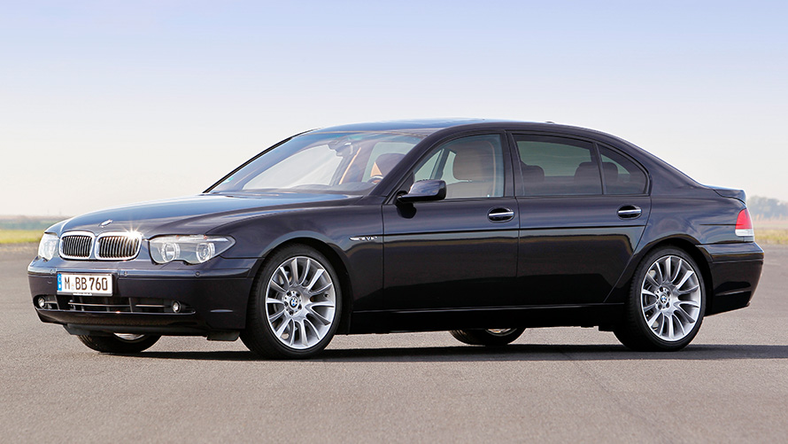 BMW 7er Sedan (E66) 7/8 side view standing BMW 7er Sedan (E66) 7/8 side view standing