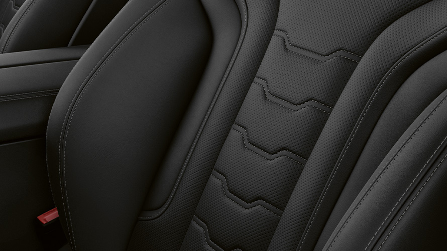BMW 8 Series Gran Coupé, Pure Contrast upholstery