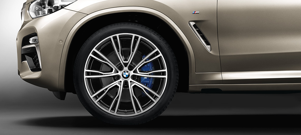 21" BMW Individual light alloy wheels V-spoke 726 I BMW X4 21" BMW Individual light alloy wheels V-spoke 726 I BMW X4 G02 2018 Sun Stone metallic side view