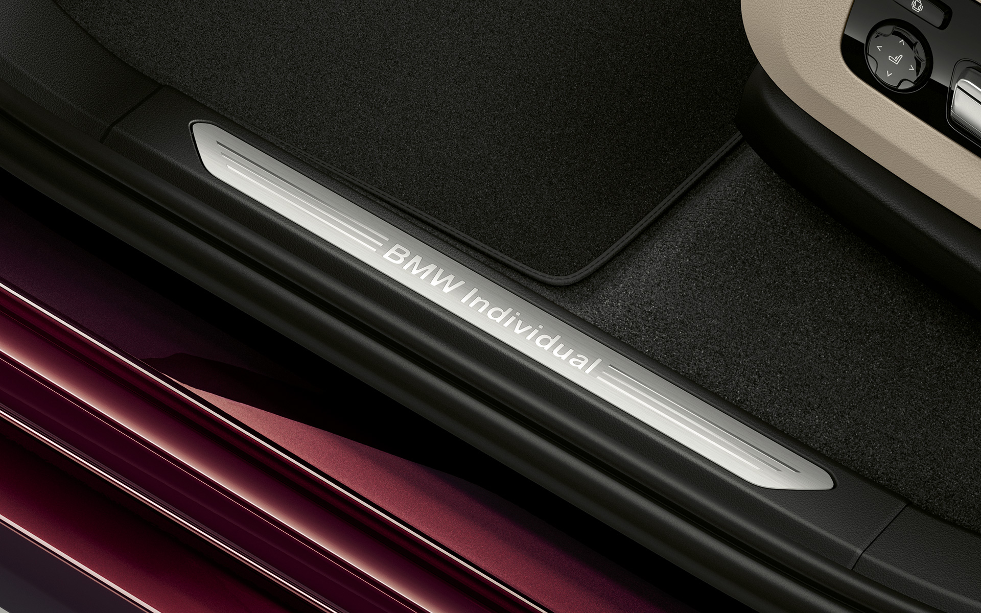BMW X7 Individual xDrive40i G07 2018 ametrin metallic Illuminated entry sills with BMW Individual designation