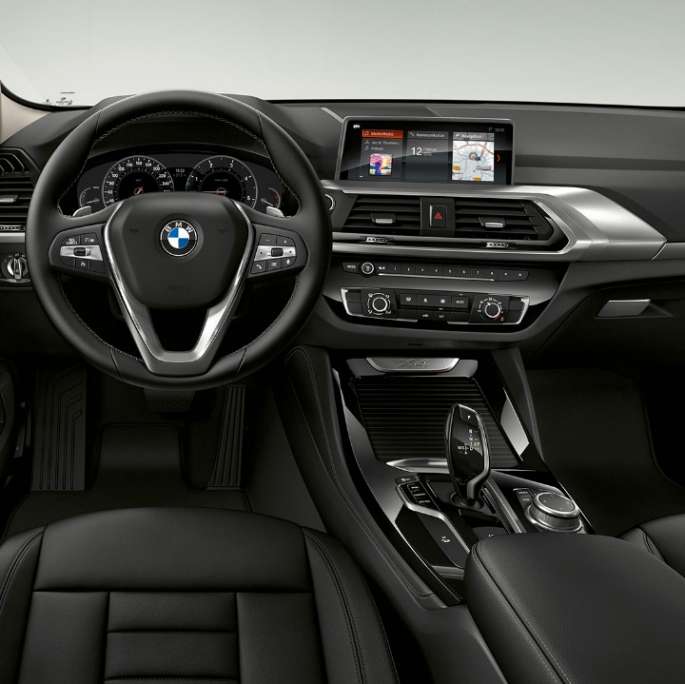 Cockpit BMW X4 xDrive20d Model Advantage G02 2018 interior